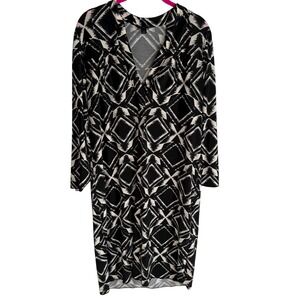 BANANA REPUBLIC White and Black Geometric Print Ladies Sheath Dress, L‎